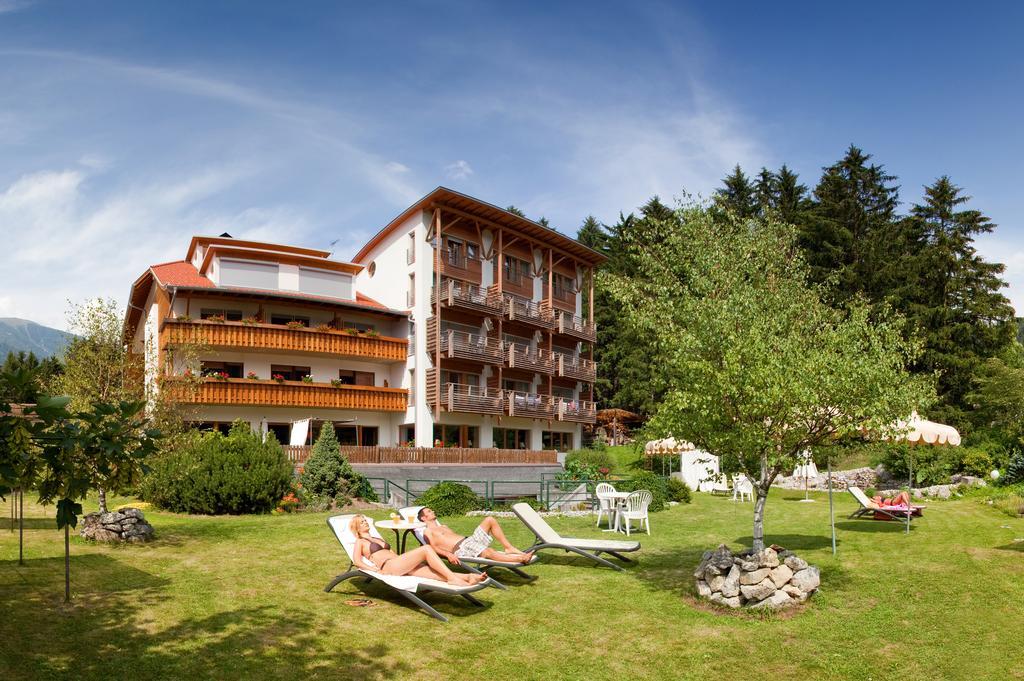 Frida Am Wald Hotel Rasun di Sotto Ngoại thất bức ảnh