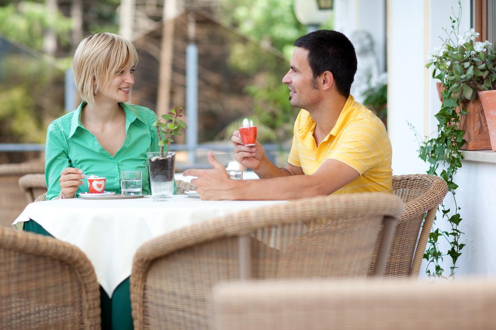 Frida Am Wald Hotel Rasun di Sotto Ngoại thất bức ảnh